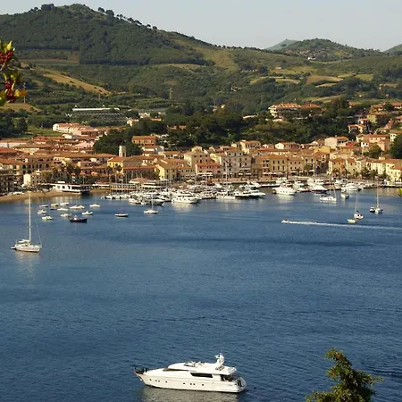 Golfo Azzurro 2 Apartamento *